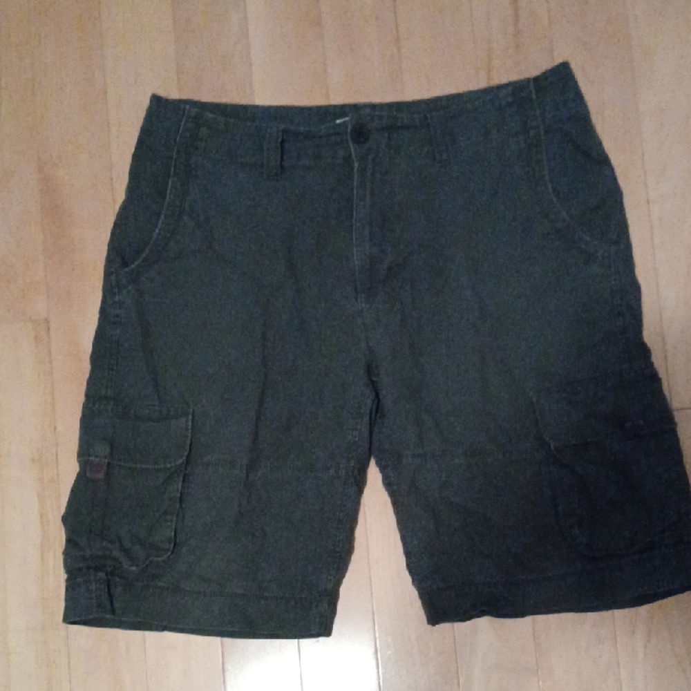 Urban Pipeline Dark Green Mens Cargo Shorts